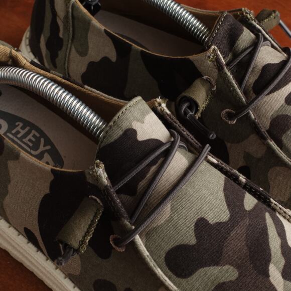 Hey Dude Loafers Womens SZ 8 Green Wendy Camoflage Slip On Lightweight Flat Shoe - Picture 6 of 13